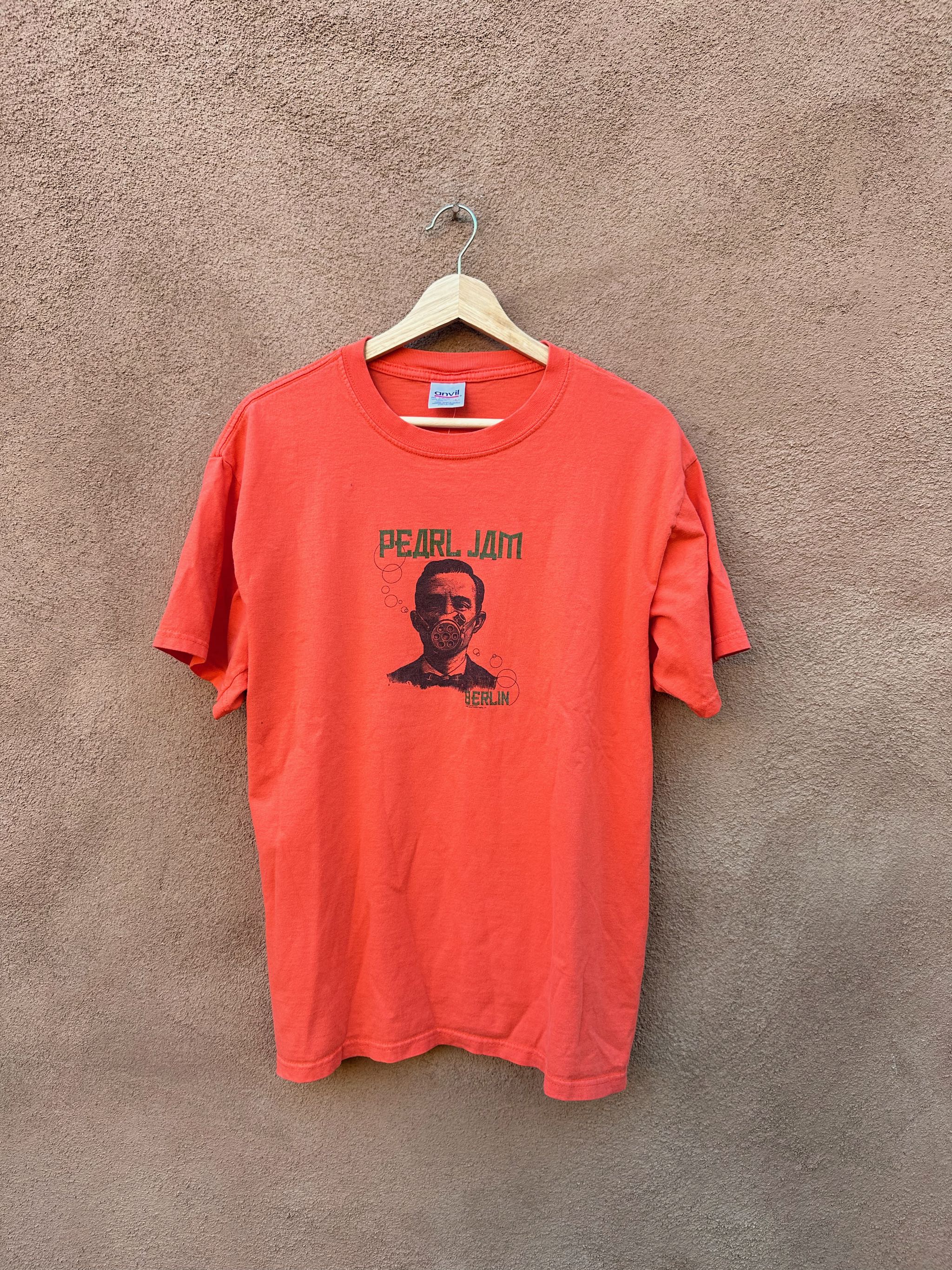 Vintage 2000 Pearl Jam Berlin Tour T-shirt – DESERT MOSS VINTAGE