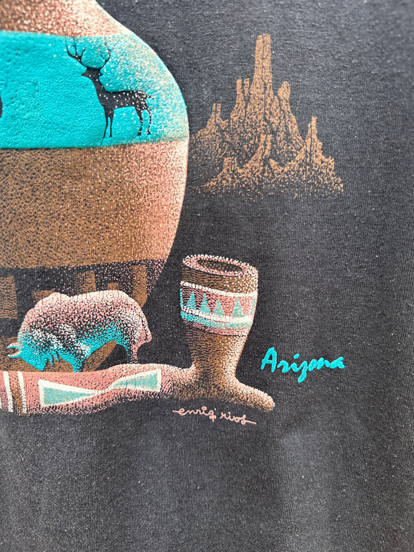 Native American Arizona T-shirt with Vase & Bison