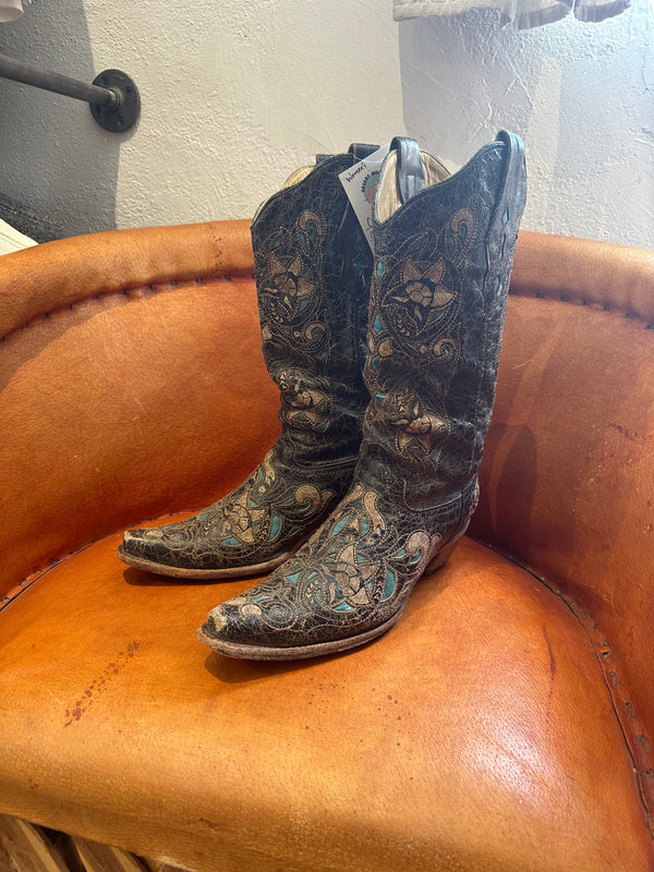 Corral Cowboy Boots with Beautiful Inlay - Women's 11