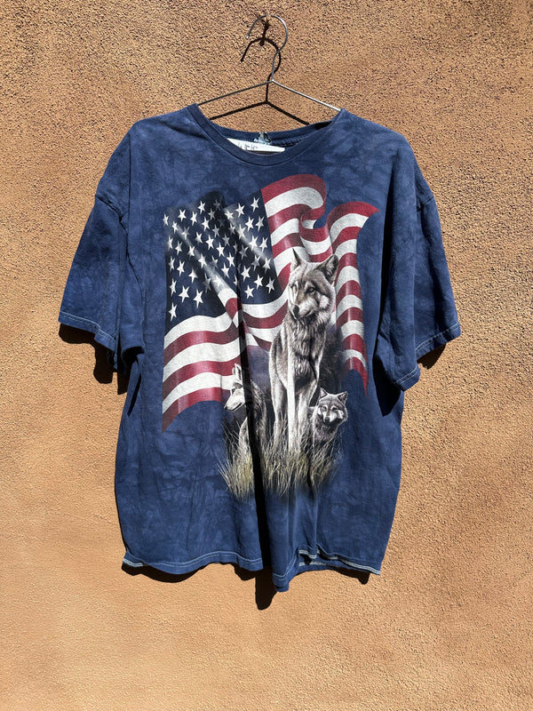 Gray Wolves with American Flag T-shirt