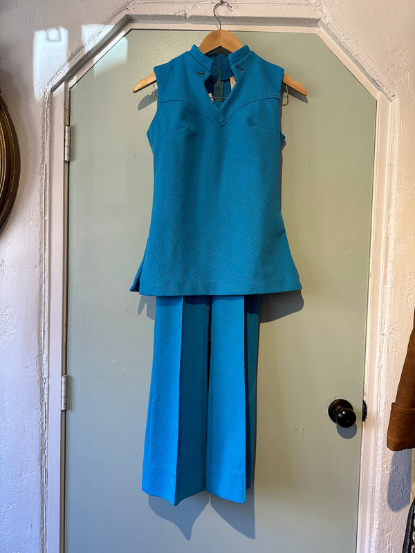 Prior Western Blue Leisure Outfit
