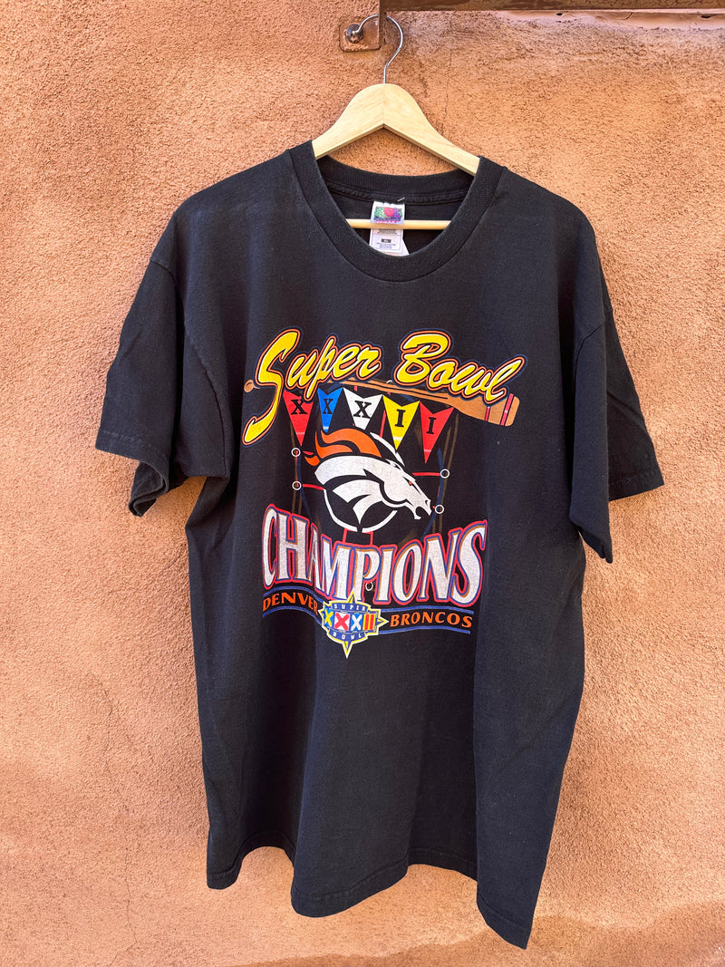 1998 Denver Broncos Super Bowl XXXII Champion T-Shirt
