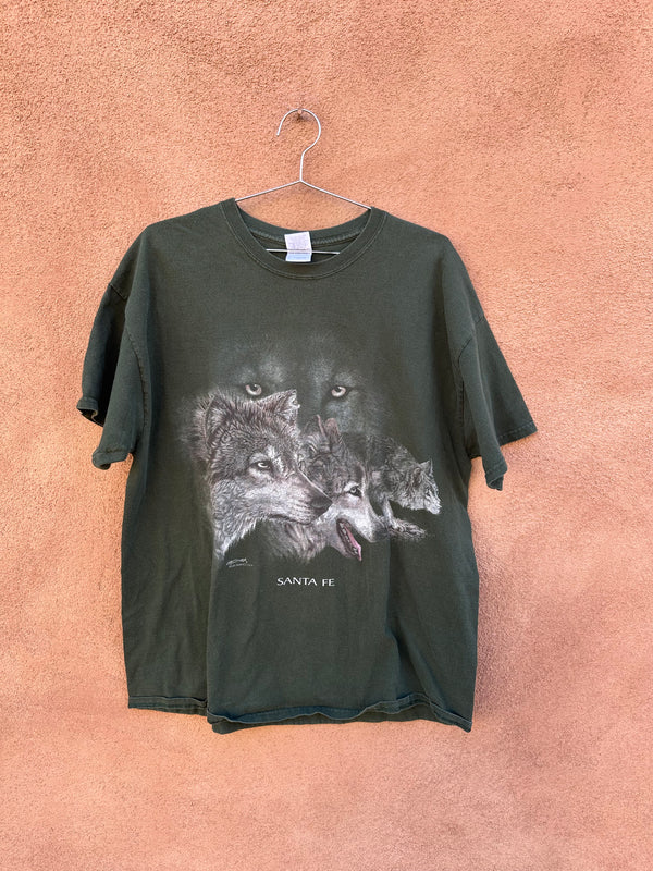 Green Santa Fe Wolf T-shirt