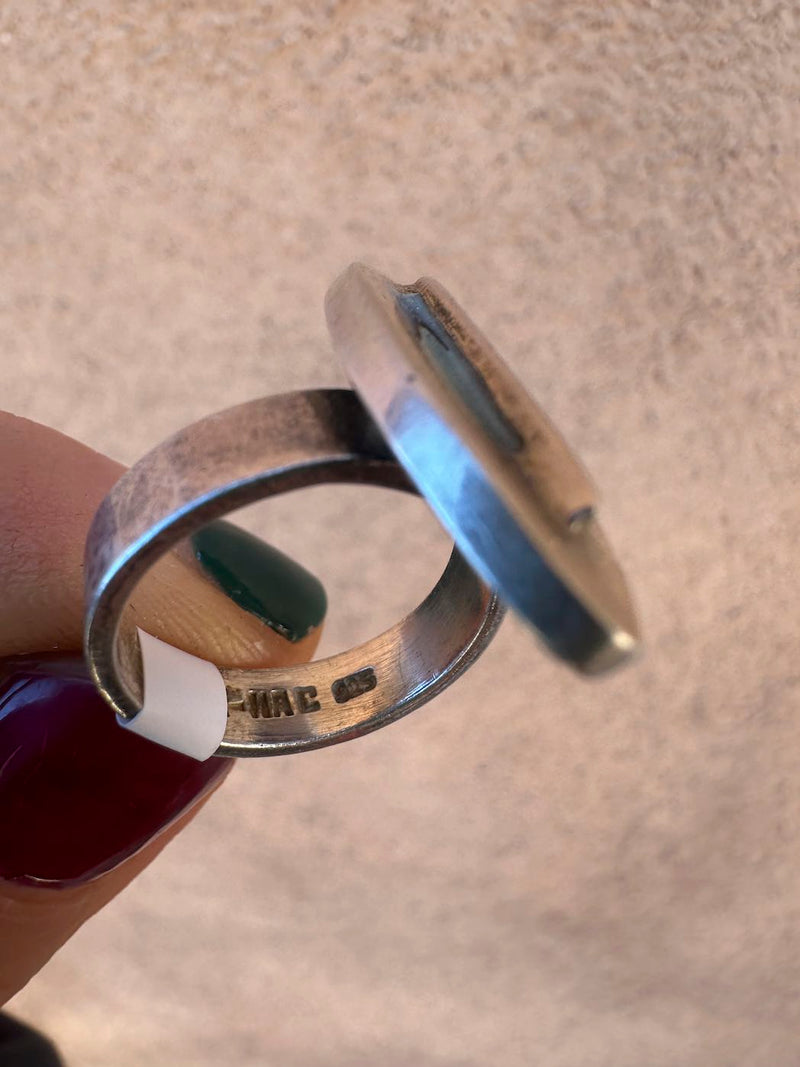 Squash Tail Oval Mother of Pearl Sterling Silver Ring