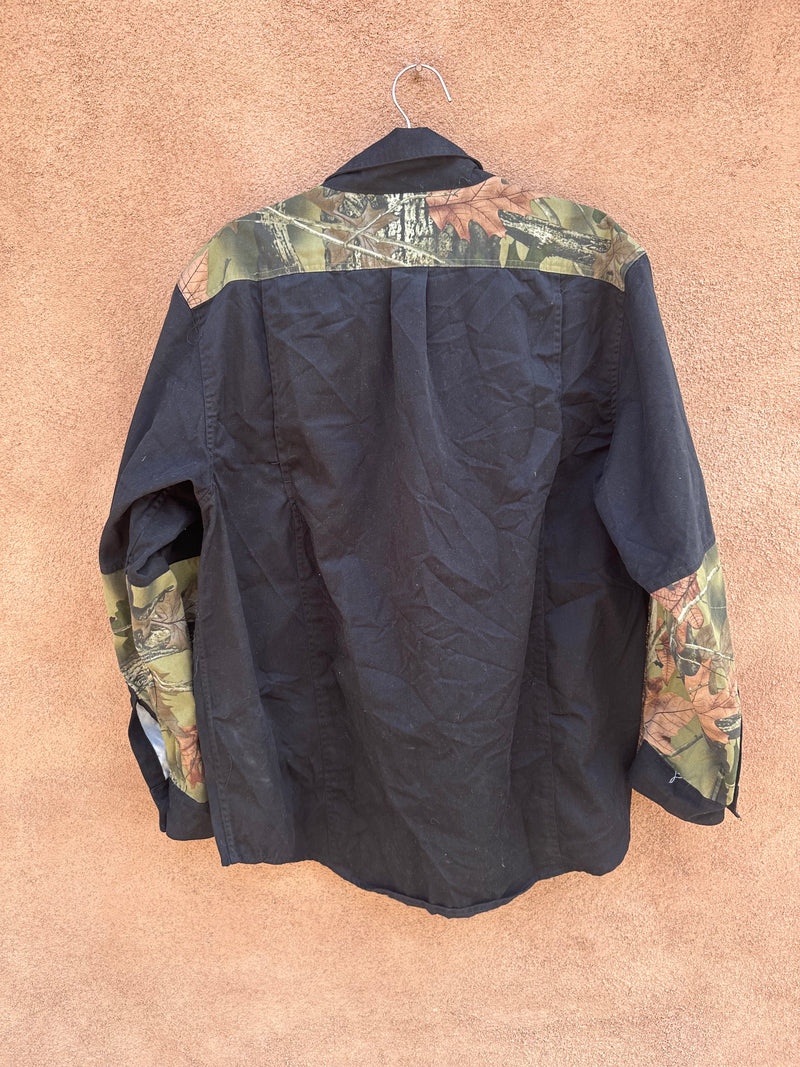 Black & Camo Hunting Long Sleeve Shirt - XL?