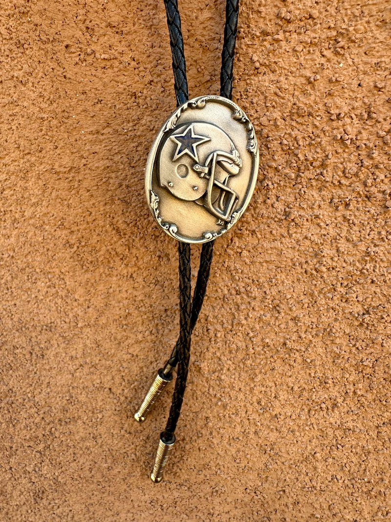 Siskyou Dallas, Cowboy Bolo Tie