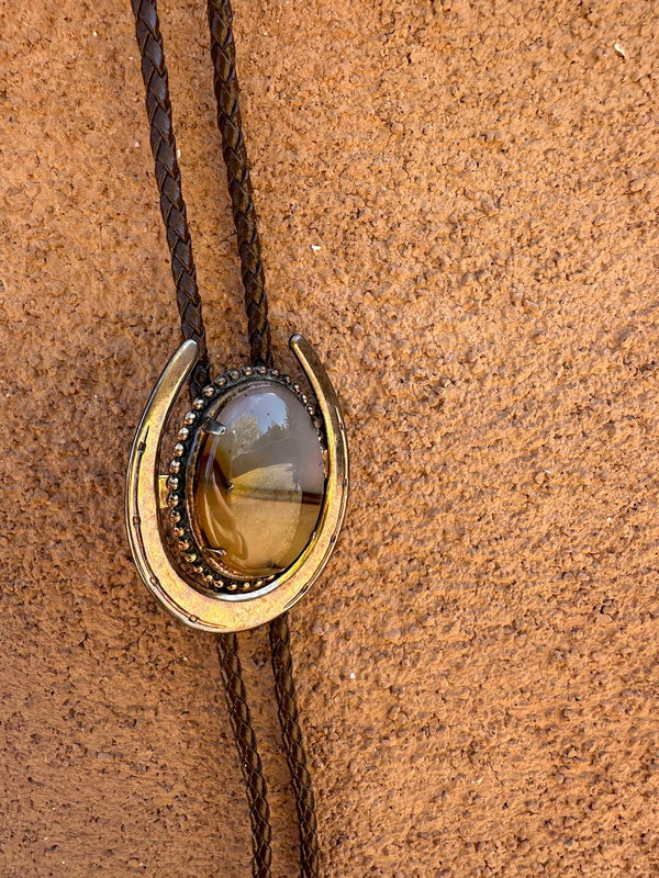 Horseshoe Agate Horseshoe Bolo Tie