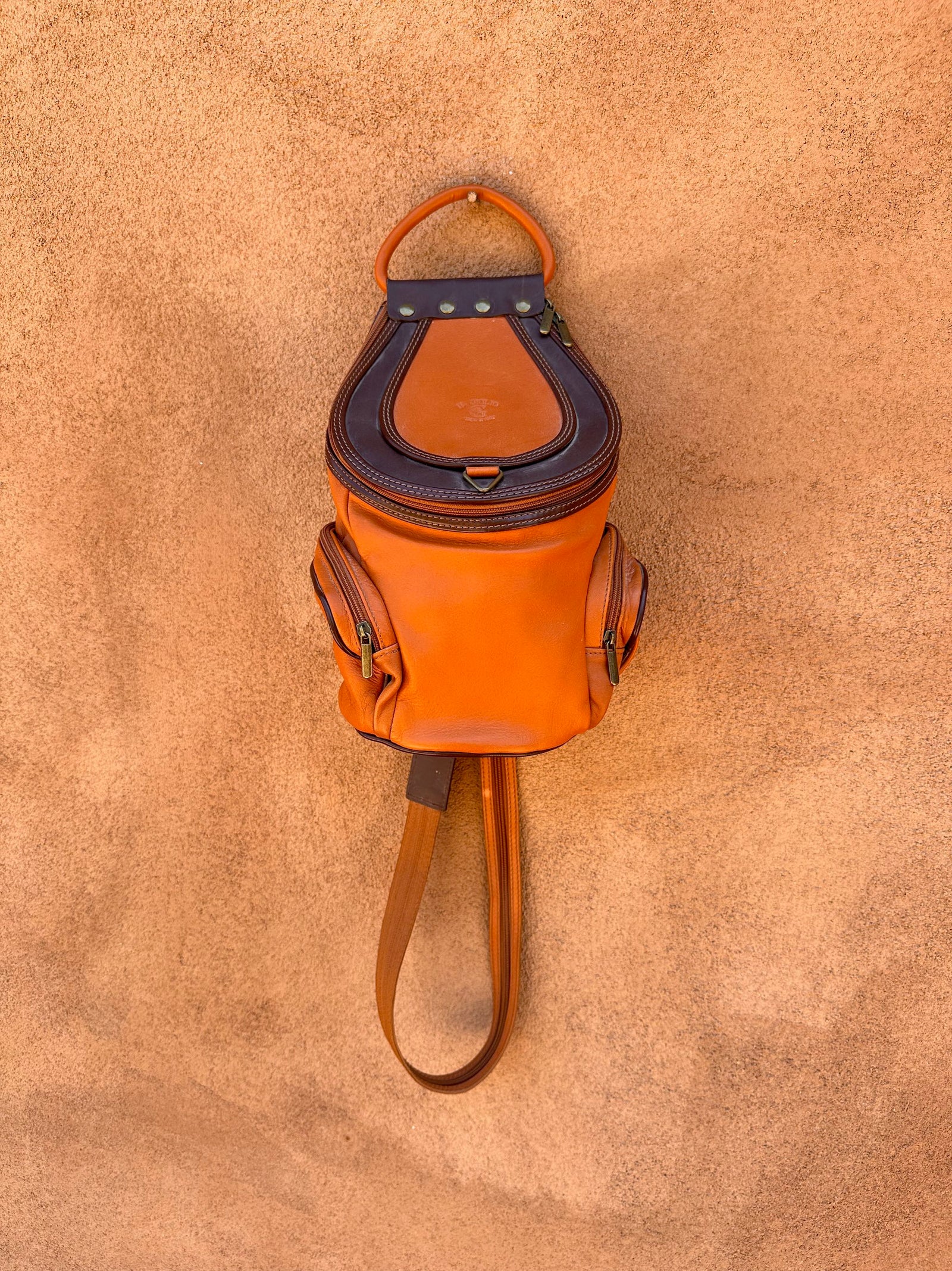 IL GIGLIO Fire Red Brown LEATHER Cross Body BAG & BACKPACK ITALY $300 DIY STRAPS Vintage Il Giglio Backpack/Sling Bag - Made in Italy  main image 2
