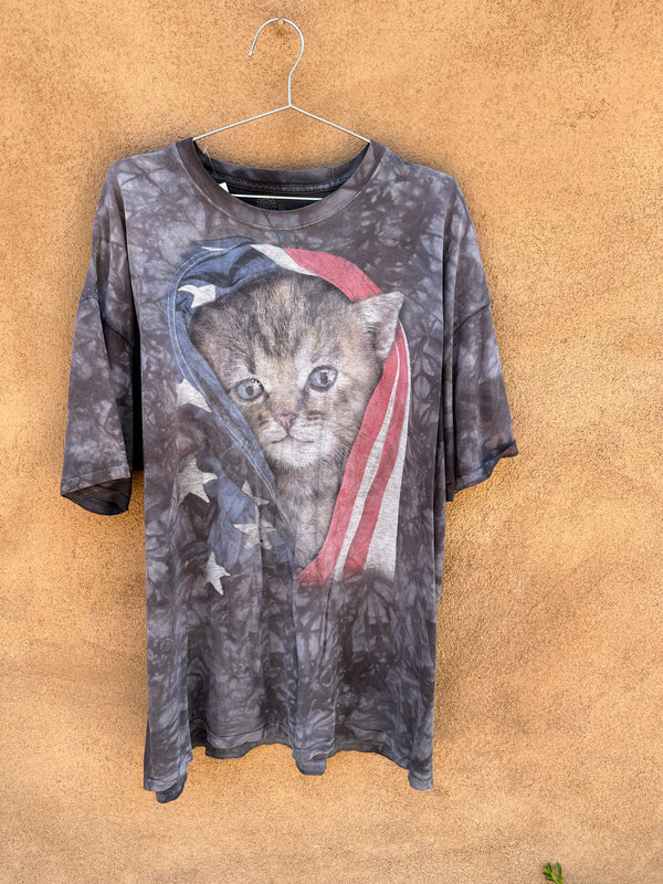 Weird Patriotic Cat T-shirt - As is