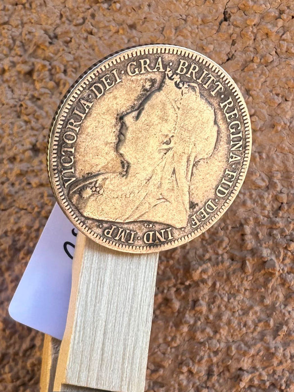 1900 Silver Shilling Queen Victoria Pin