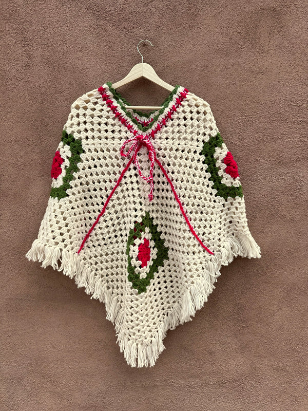 X-Mas Colored Crochet Poncho with Fringe