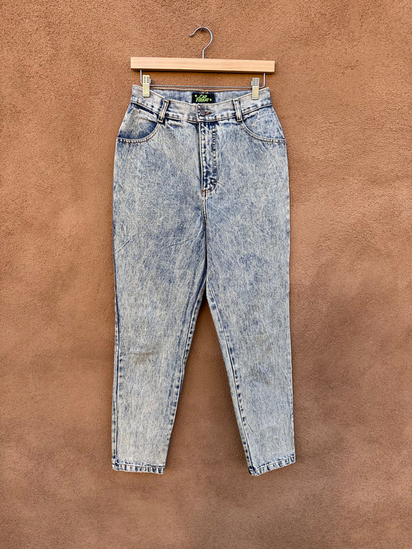 Acid Washed Jeans with Tapered Button Leg by Cap Ferrat - 11 - w: 28