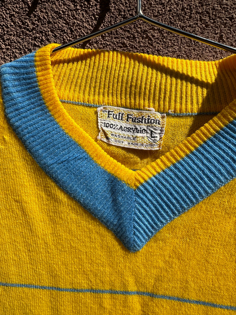 1960's Blue & Yellow V-neck Short Sleeve Sweater