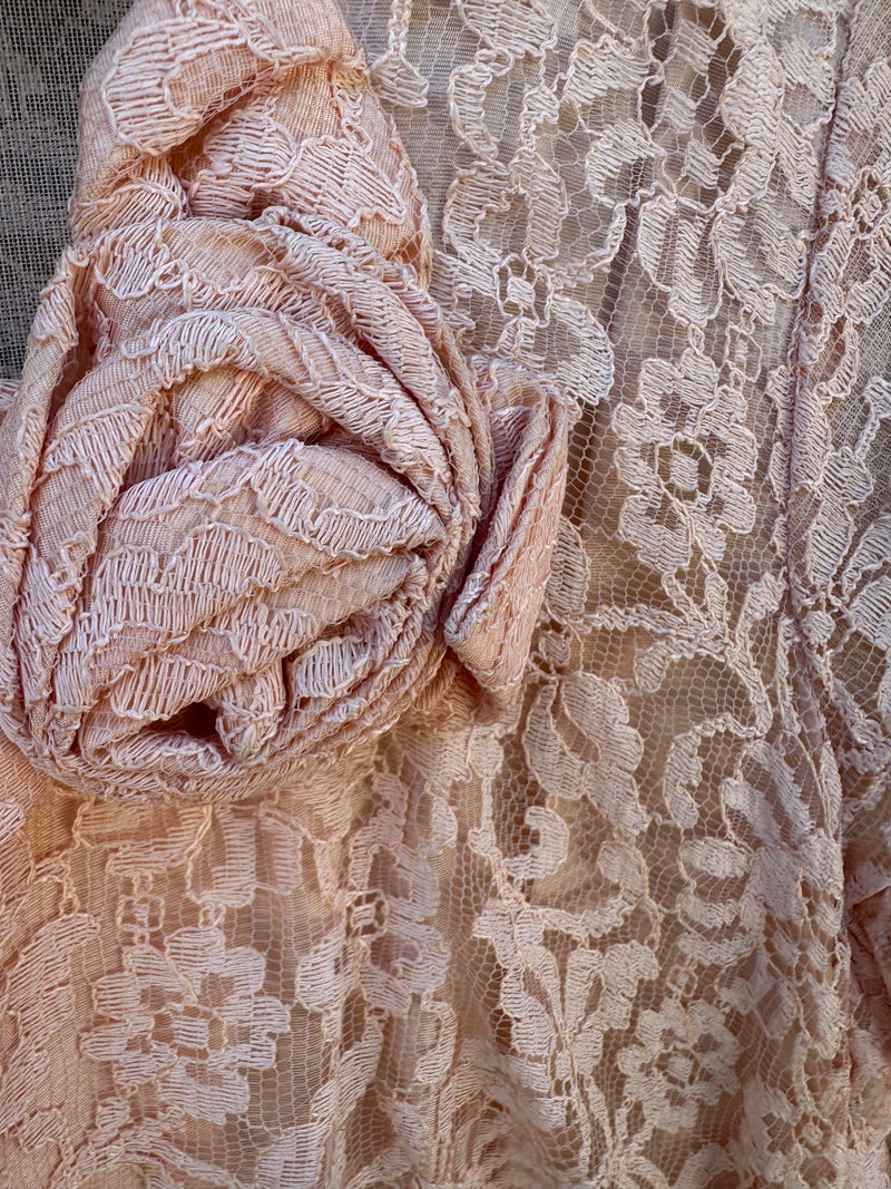 1940's Form Fit Lace Dress - as is