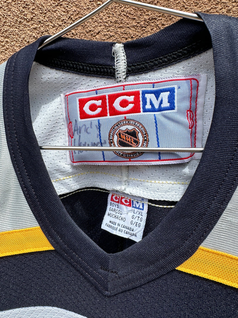 Boys L/XL Nashville Predators CCM Hockey Sweater
