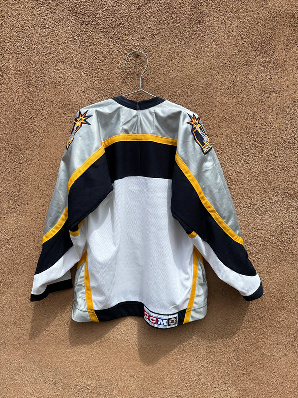 Boys L/XL Nashville Predators CCM Hockey Sweater