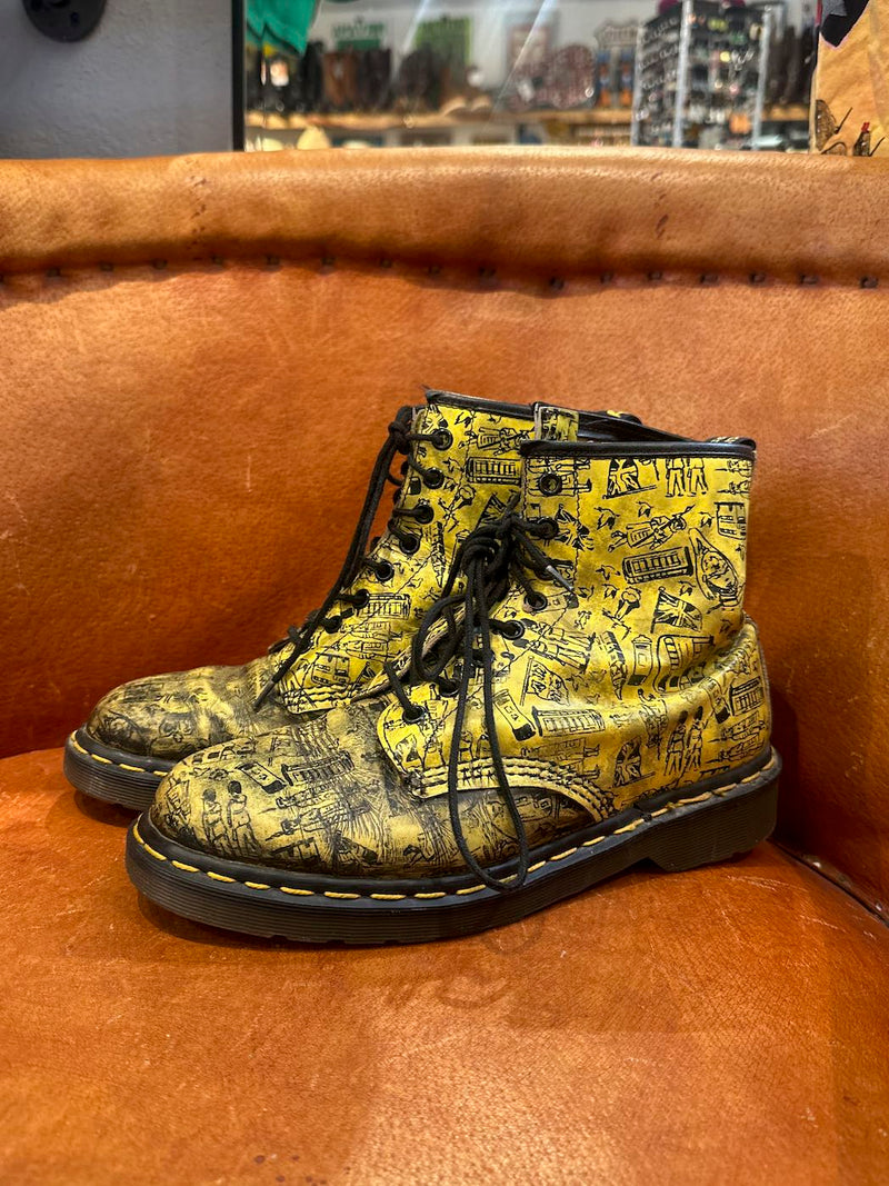 Anglophile Made in England Dr. Martens - UK7, US9 - as is