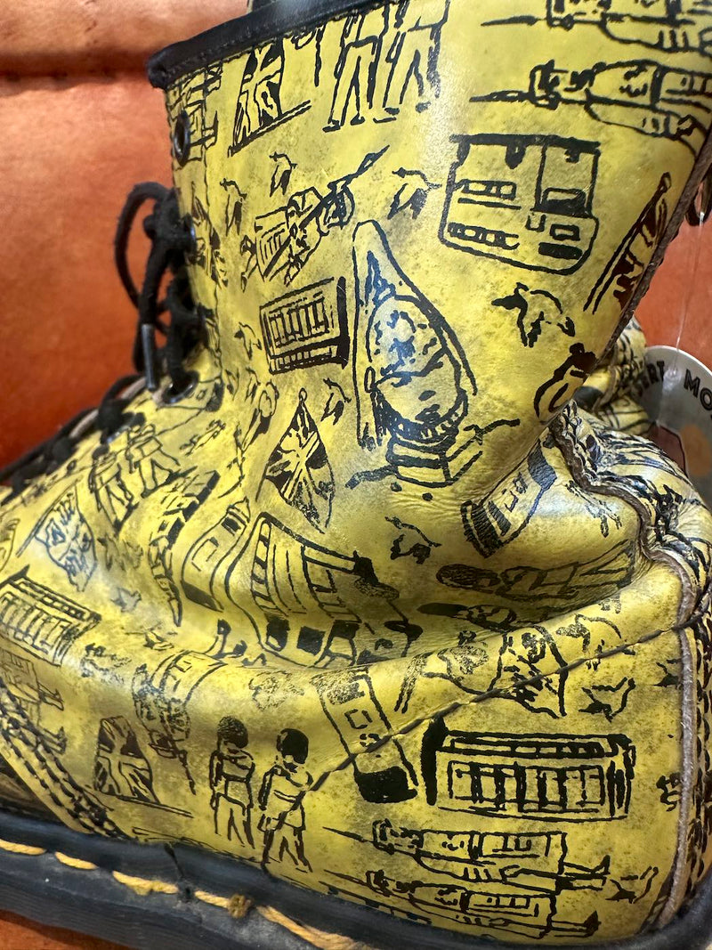 Anglophile Made in England Dr. Martens - UK7, US9 - as is