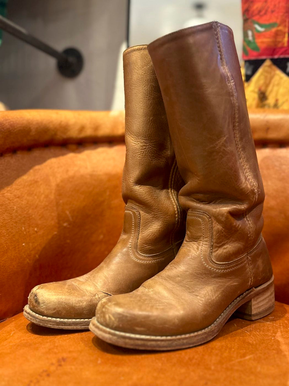 Vintage Brown Leather Frye Campus Boots, 8.5 – DESERT MOSS  display picture 2