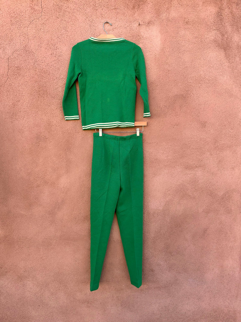 Minnesota Woolen Fashion Wagon Green Two Piece Set - as is