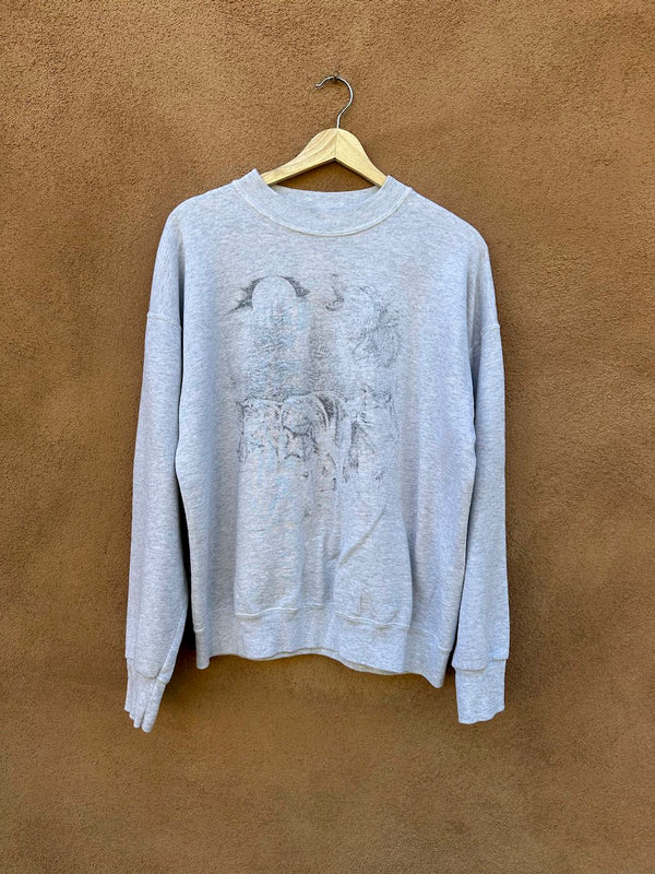 Faded Gray Howling Wolf/Wolves 90's Sweatshirt - as is