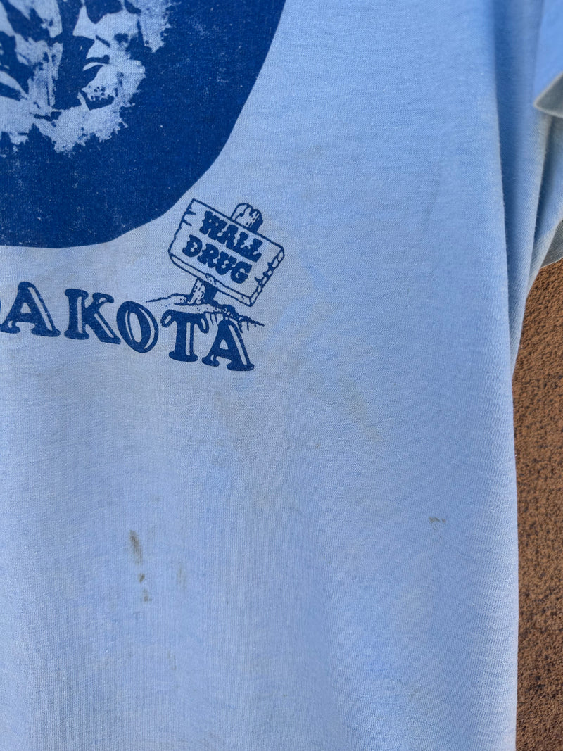 Mt. Rushmore T-shirt - as is