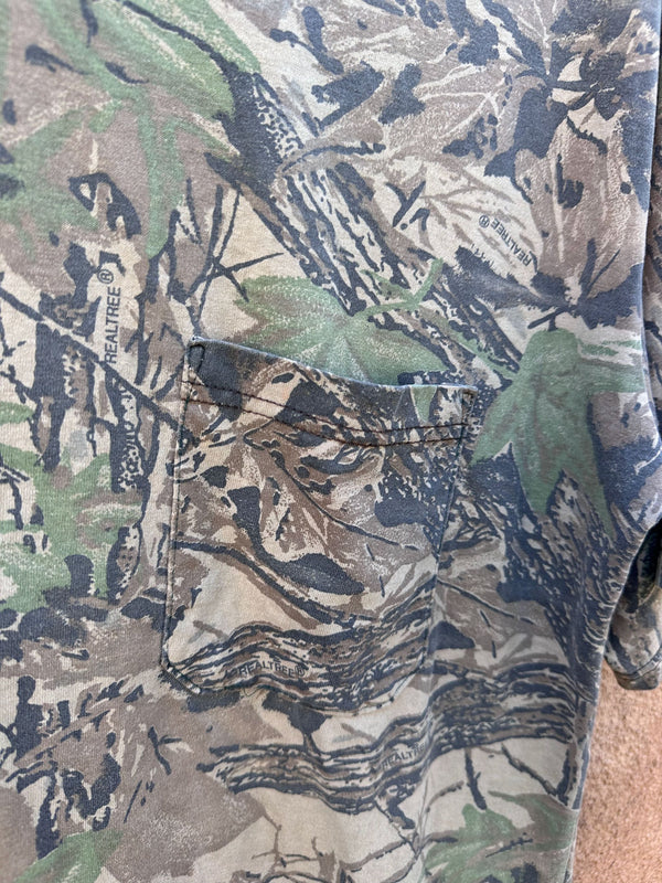 Neck Ringer Realtree Pocket T-shirt