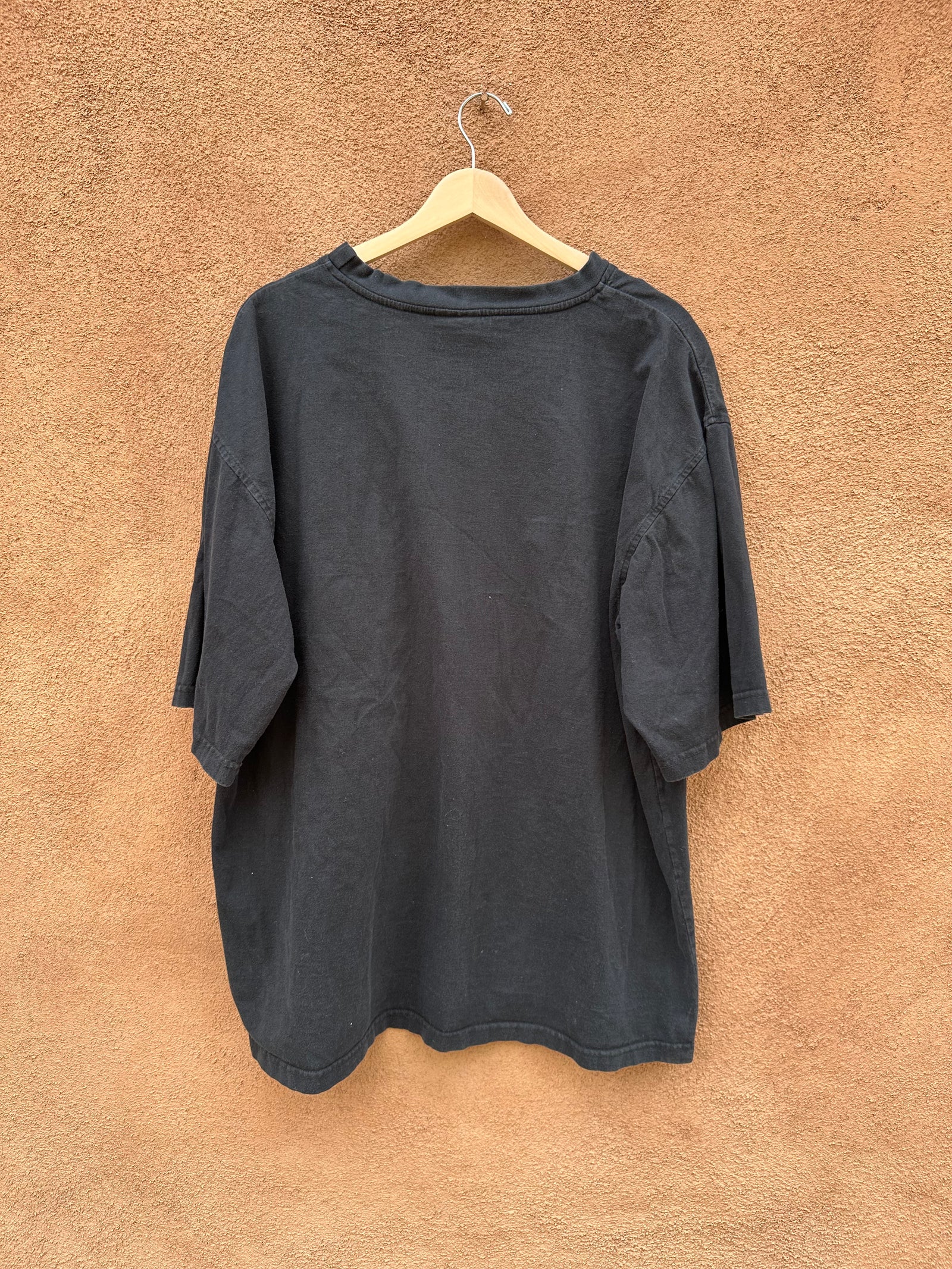 Vintage Authentic 2Pac Makaveli Branded T-shirt – DESERT MOSS VINTAGE