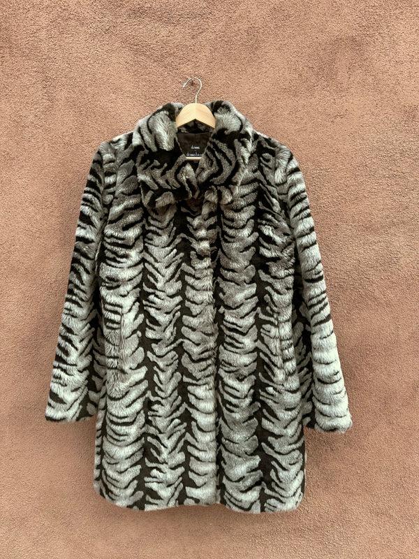 Black & Gray Tiger Stripe Faux Fur Jacket