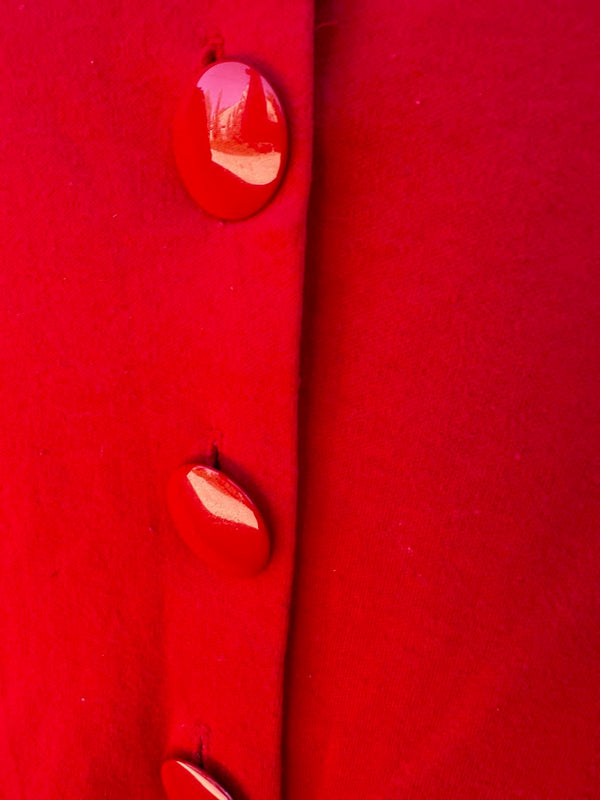 Sitting Pretty of California 1980's Red Top