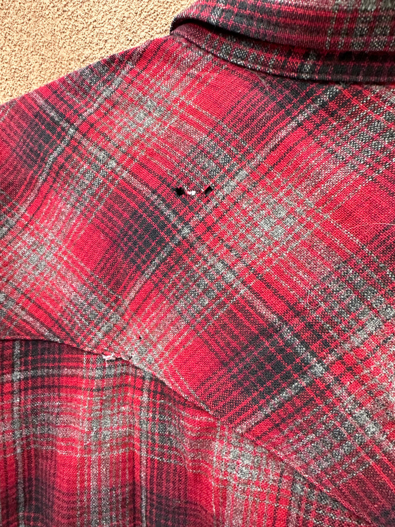 Short Sleeve Red/Gray Plaid Pendleton - XXL - as is