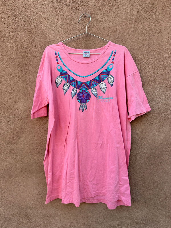 Native Design Albuquerque, New Mexico Pink Wide Neck T-shirt