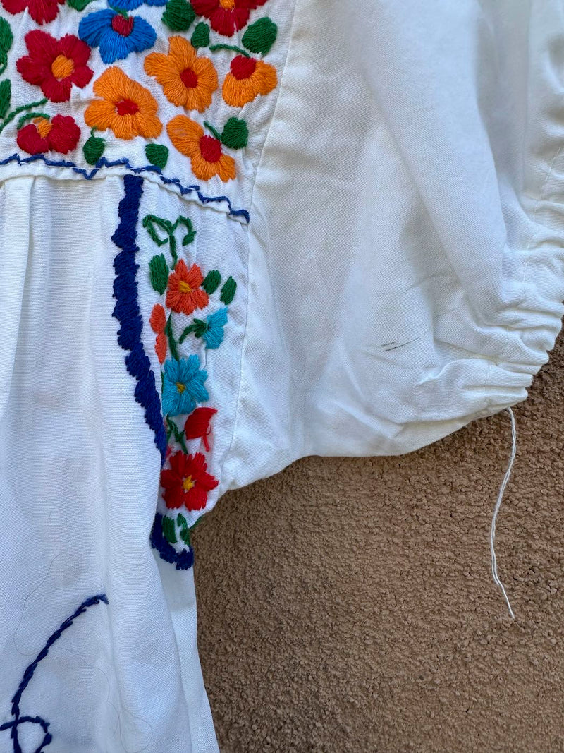 Girls Embroidered Mexican Dress - as is