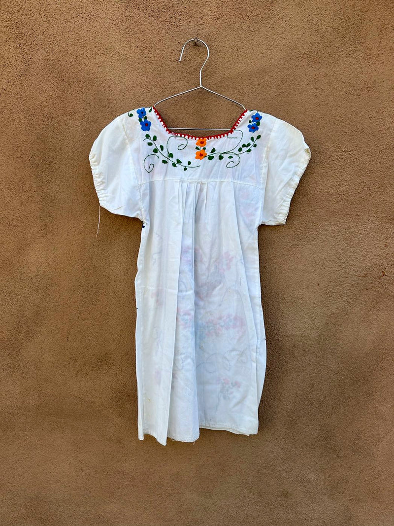 Girls Embroidered Mexican Dress - as is