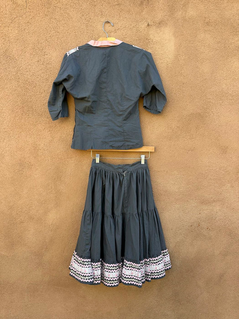 1940's Buckboard Fashions Patio/Fiesta Dress Set - Gray & Pink