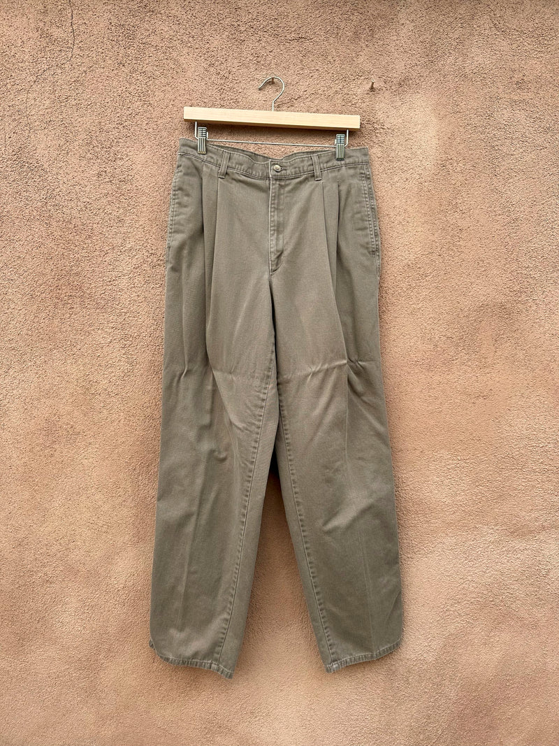 Roundtree & York Pleated Slacks 33 x 32