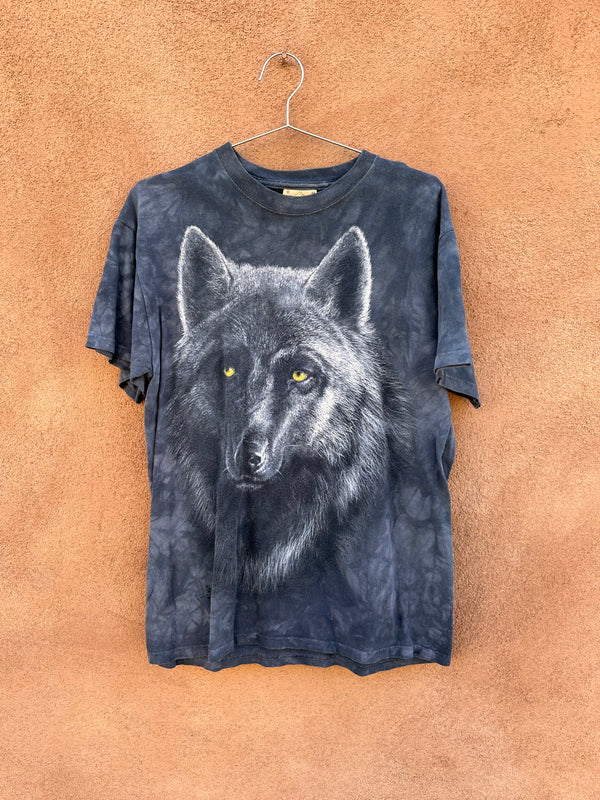 Black Wolf T-shirt by the Mountain