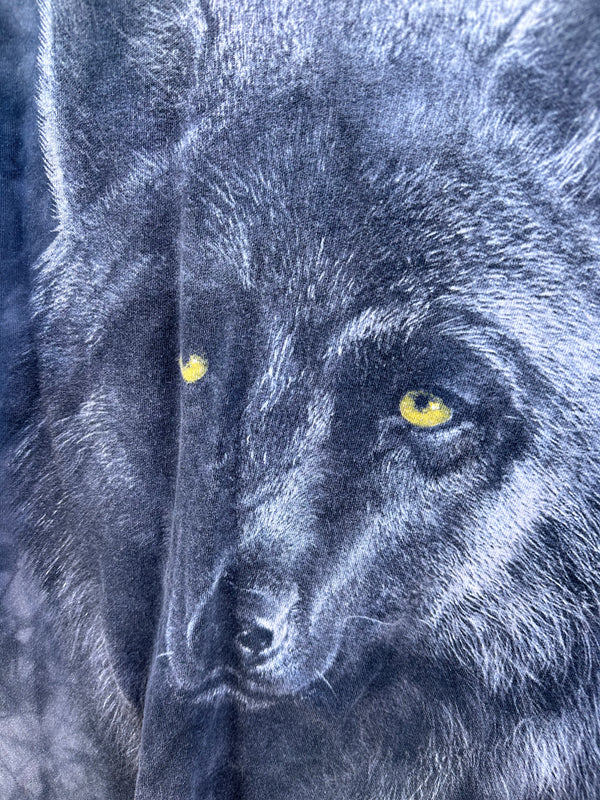 Black Wolf T-shirt by the Mountain