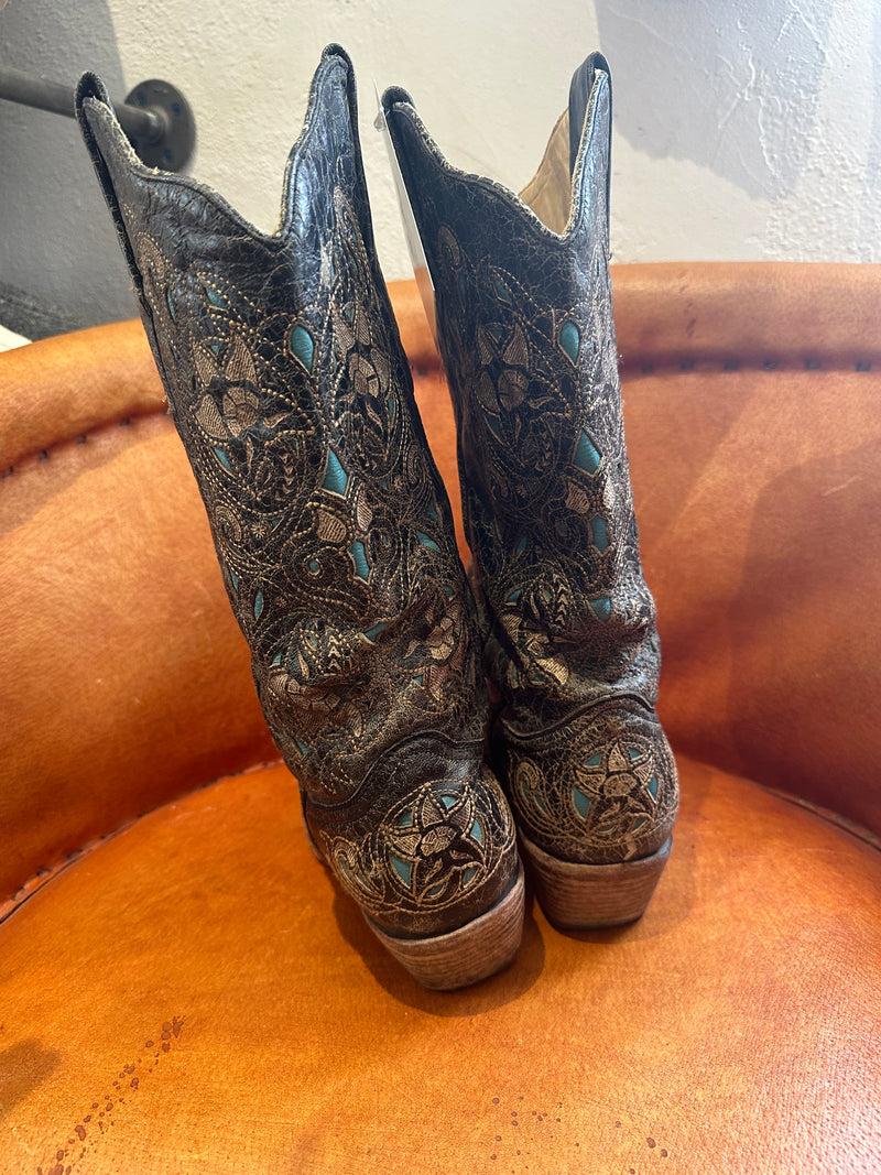 Corral Cowboy Boots with Beautiful Inlay - Women's 11