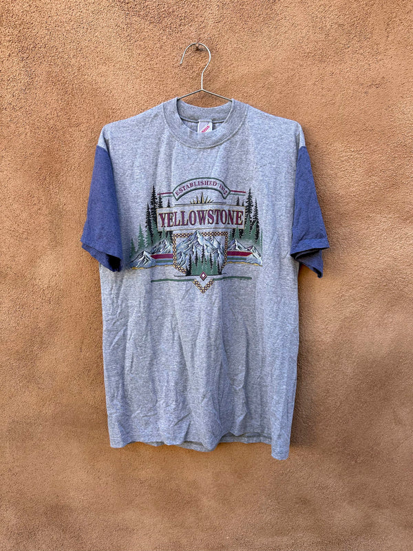 1994 Yellowstone T-shirt with Blue Sleeves