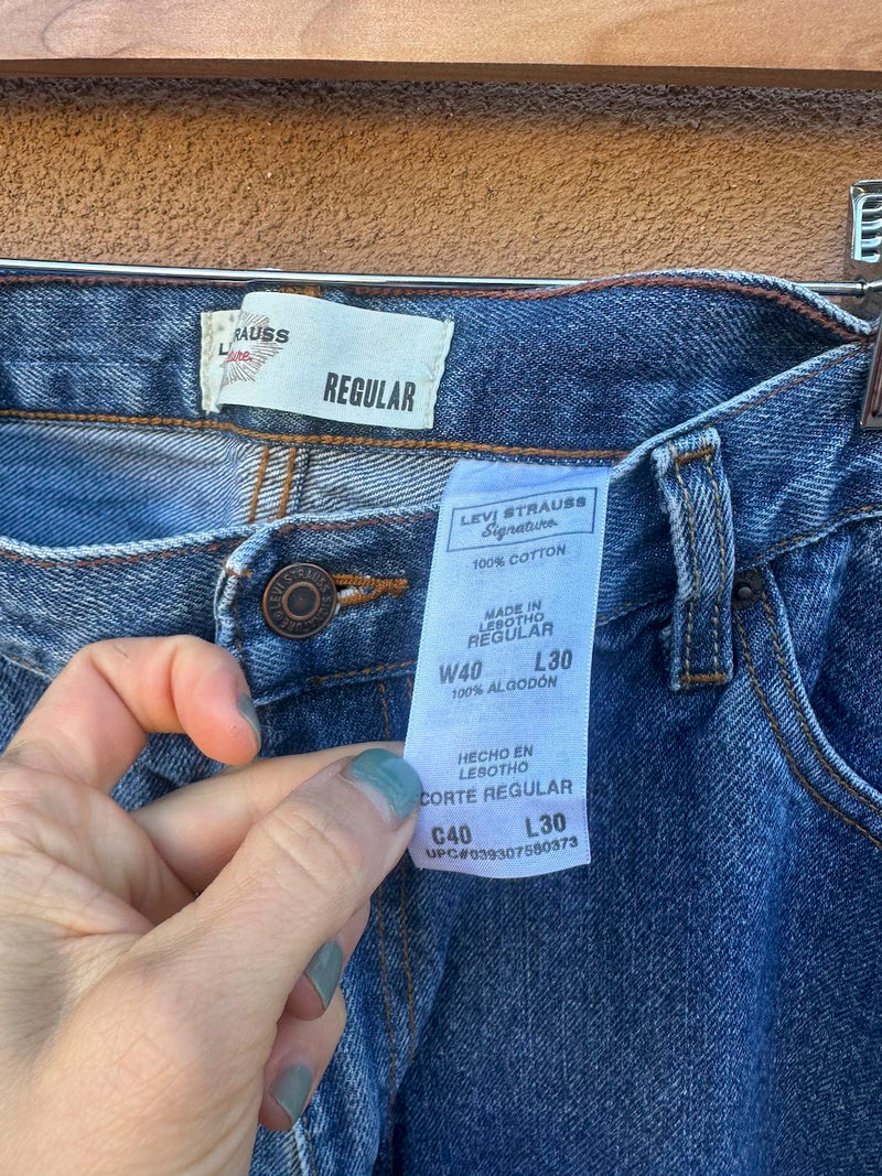 90's Levi's Strauss Signature Relaxed Jeans, fits 38 x 30