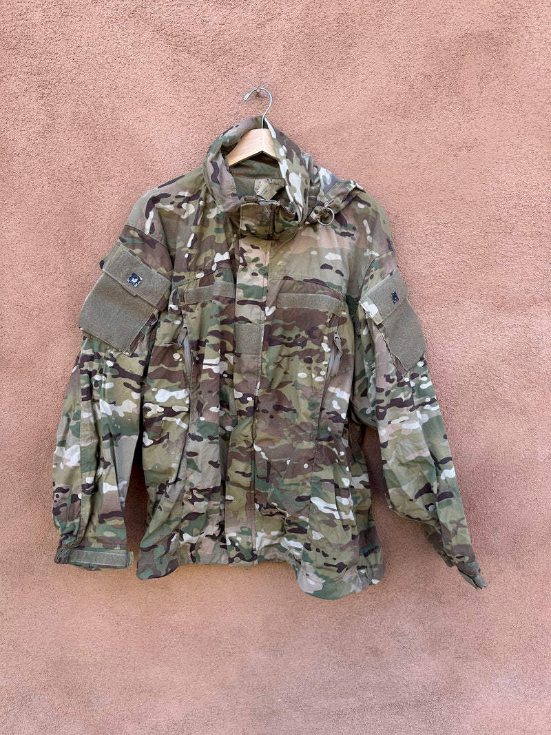 Military Issue Soft Shell Camo Jacket, Medium-reg