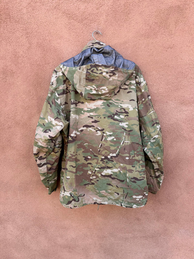 Military Issue Extreme Cold/Wet Weather Camo Jacket