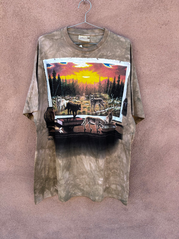 2000 Wolf T-shirt by the Mountain