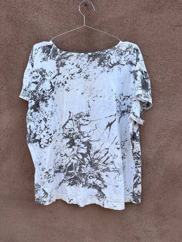 Easter Island T-shirt with Sunflowers