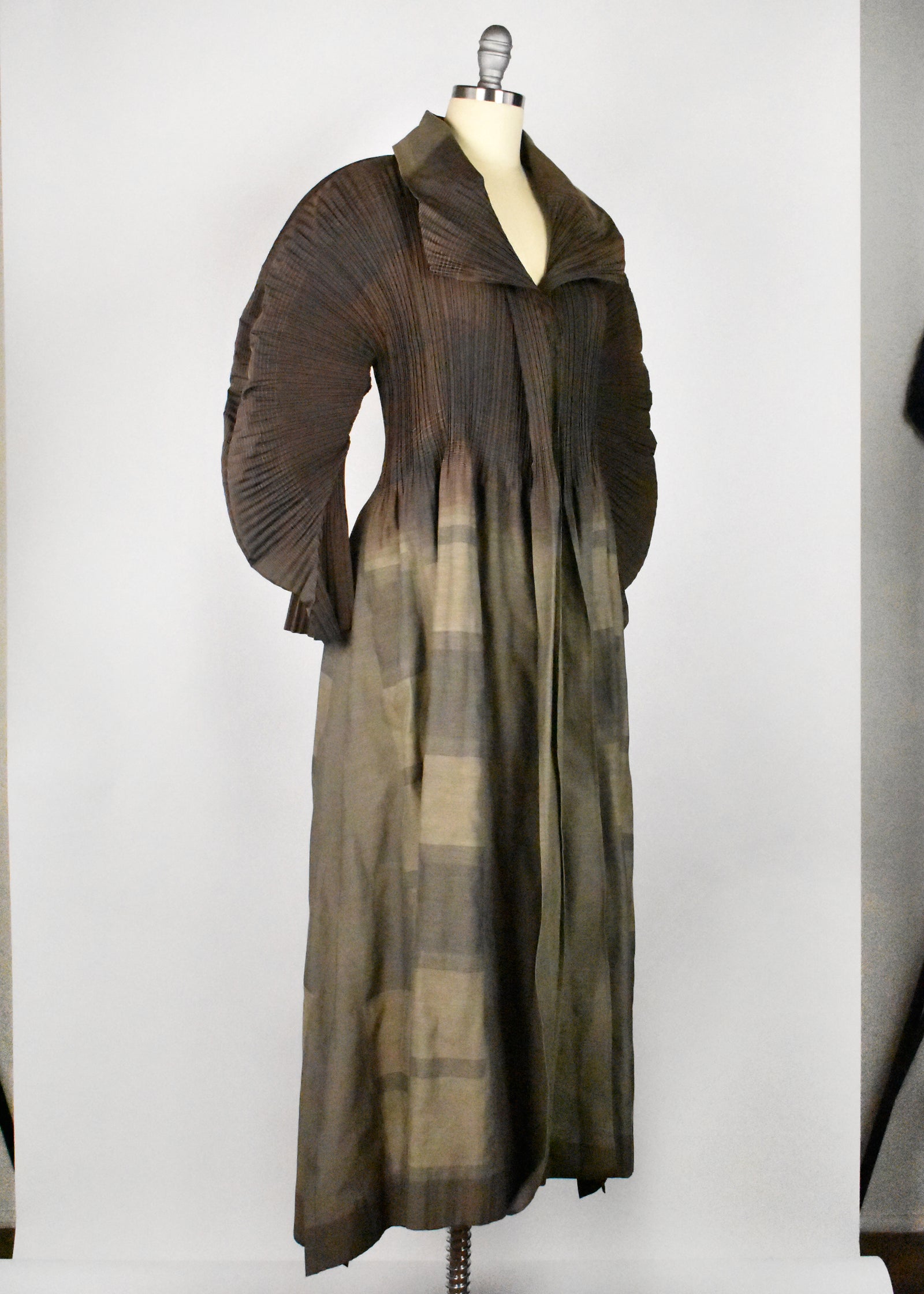 Pleated Issey Miyake Fete Dress, Made in Japan Pleated Issey Miyake Fete Dress, Made in Japan