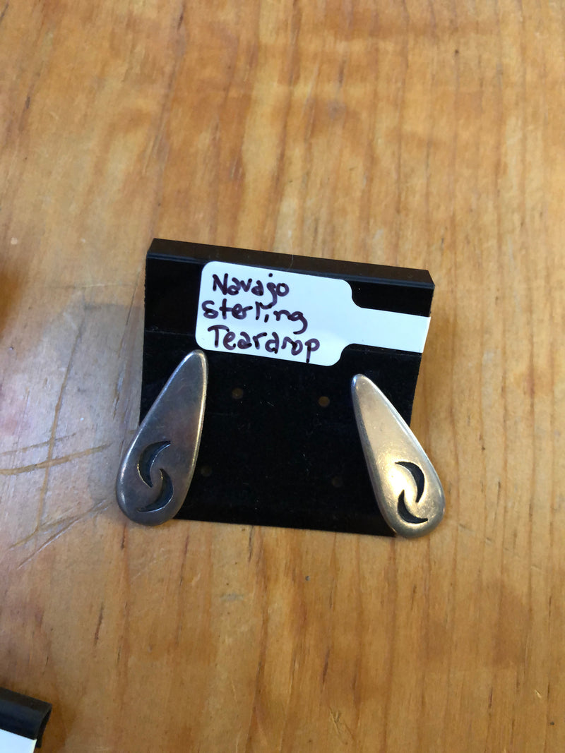 Navajo Sterling Teardrop Earrings