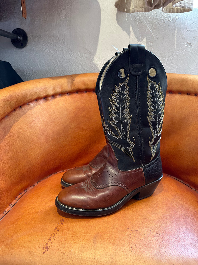 Two Tone Durango Boots with Riding Heel and Pull Holes - 8D