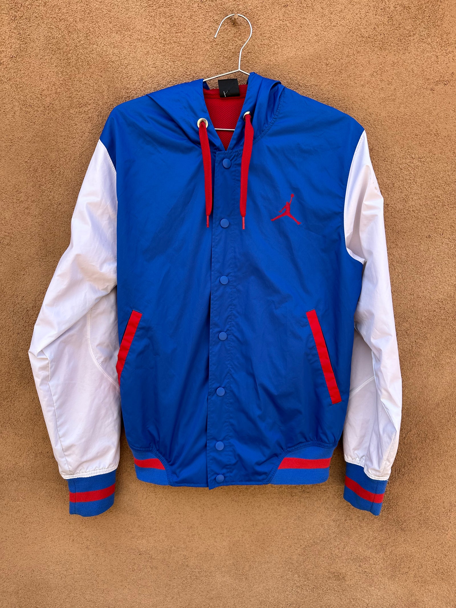 Vintage Red White and Blue Michael Jordan Nike Windbreaker Jacket DESERT MOSS VINTAGE