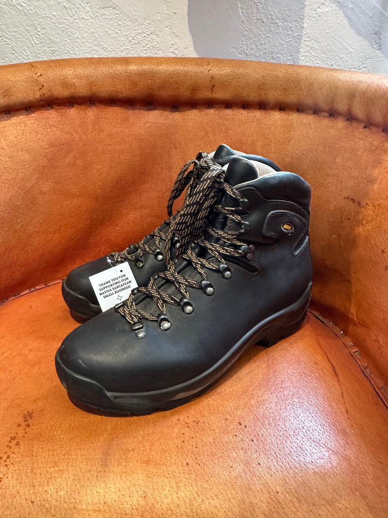 Men's Size 13 Asolo Hiking Boots w/Vibram Soles